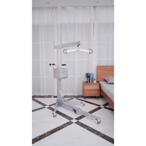 Portable Vehicle Hoist with Lifter and Sling